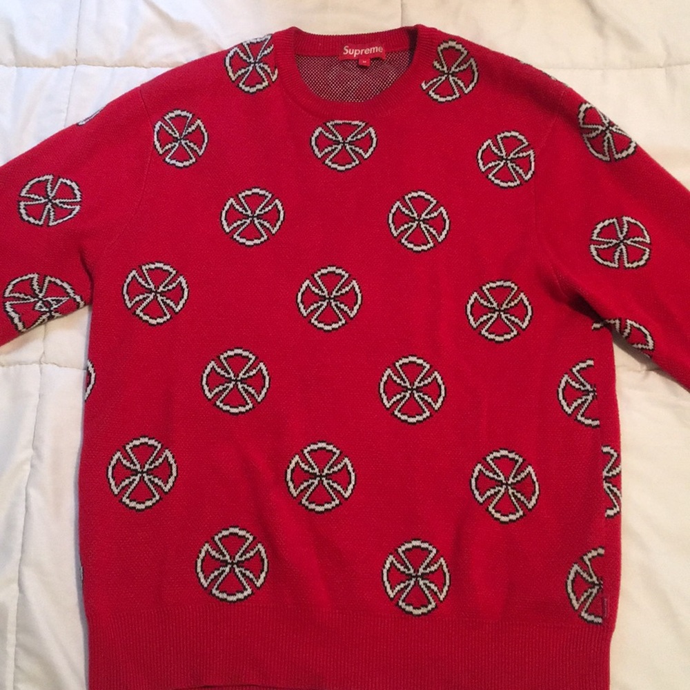 Supreme independent sweater 100% authentic.